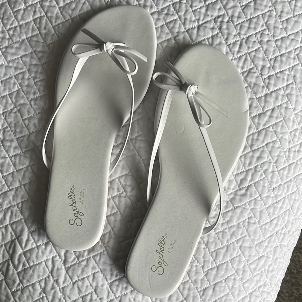 Seychelles Women's White Bow Sandals